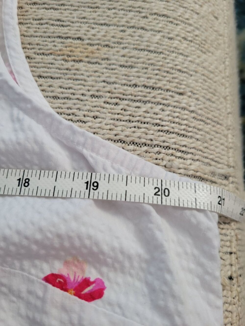 Tommy Bahama Womens Nova Wave White Seersucker Top size Large Novelty Preppy - Picture 6 of 9
